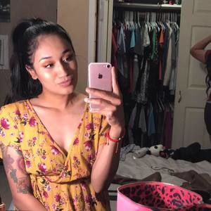 Meet your Posher, Lorena